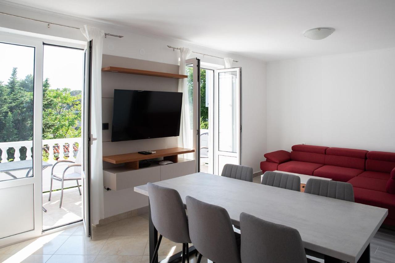 Apartmani Vrtodusic Banjol Luaran gambar