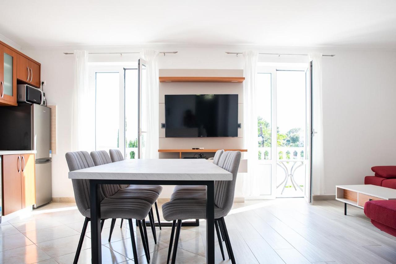 Apartmani Vrtodusic Banjol Luaran gambar