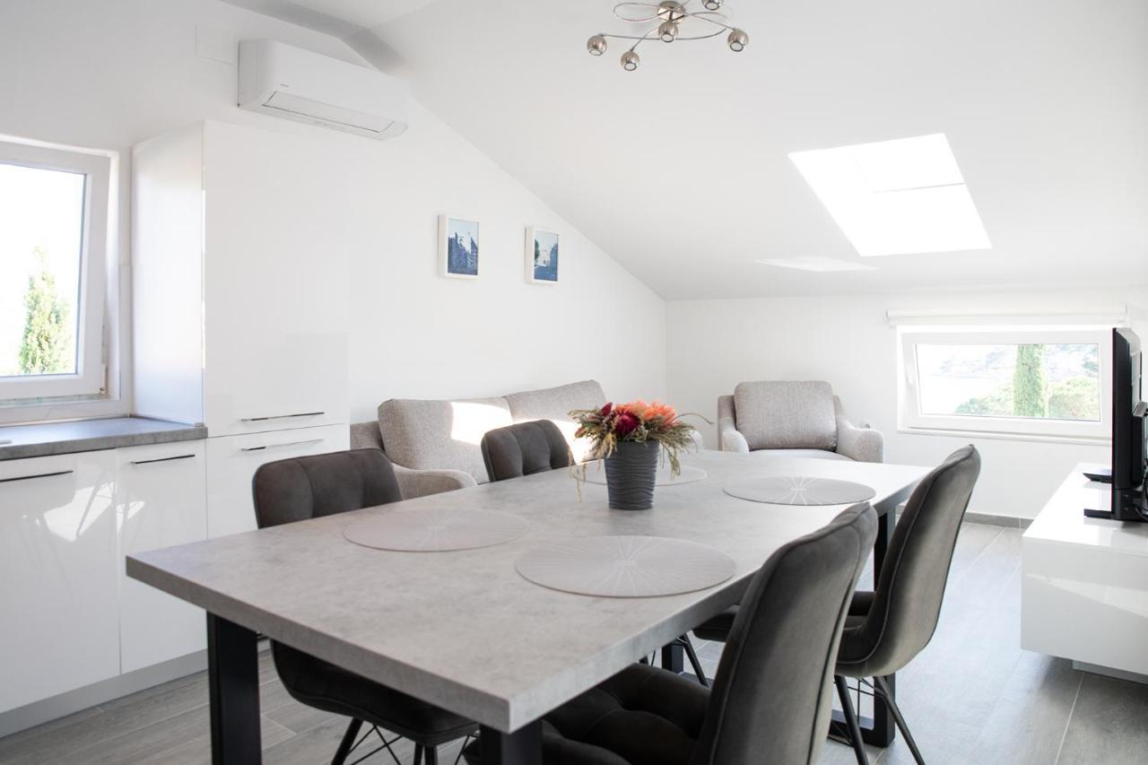 Apartmani Vrtodusic Banjol Luaran gambar