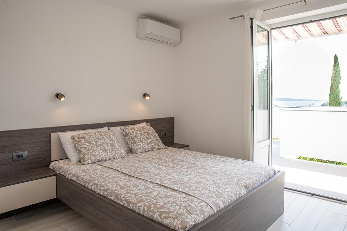 Apartmani Vrtodusic Banjol Luaran gambar