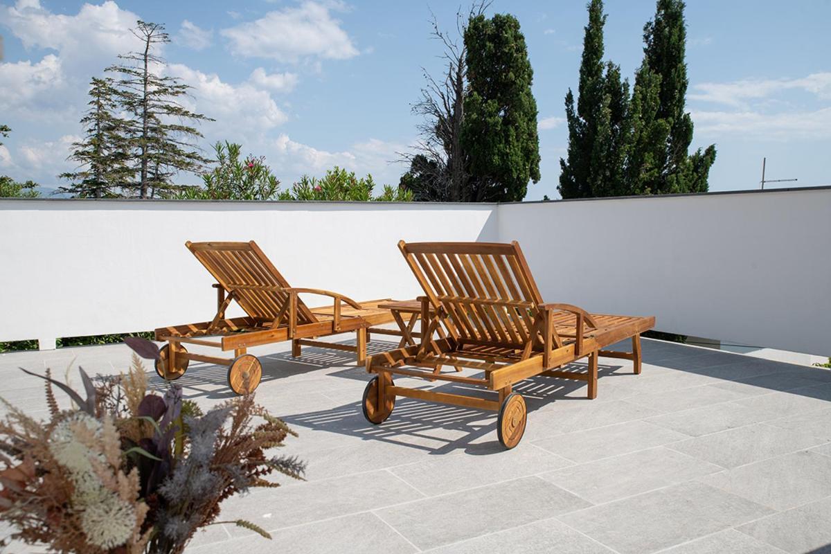 Apartmani Vrtodusic Banjol Luaran gambar
